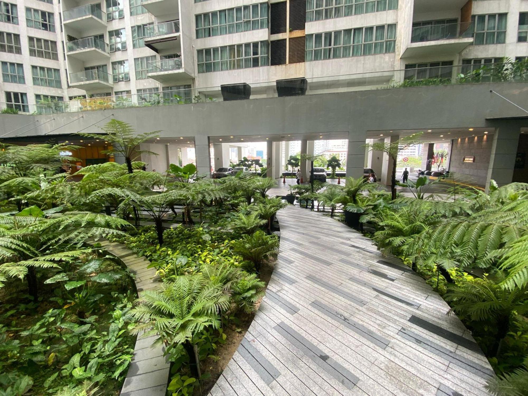 Skyfloat Infinity Hostel Kuala Lumpur Exterior foto